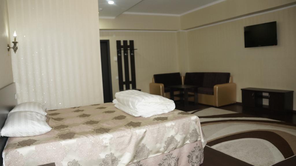 Home Hotel Astana Quarto foto